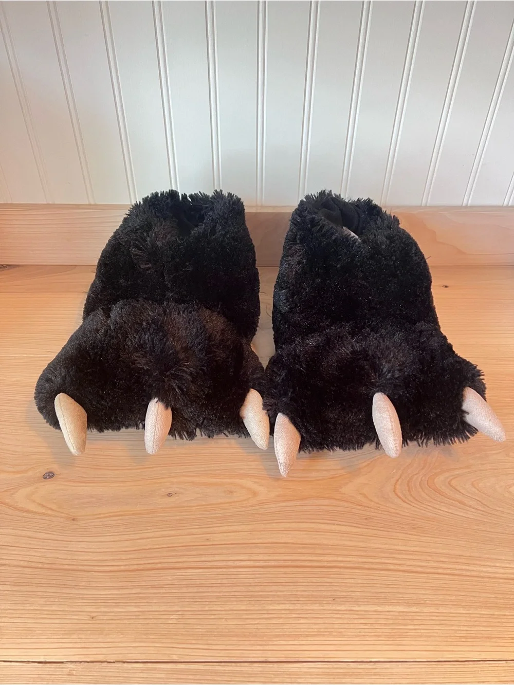 Black Plush Monster Claw Slippers sz 13-3
